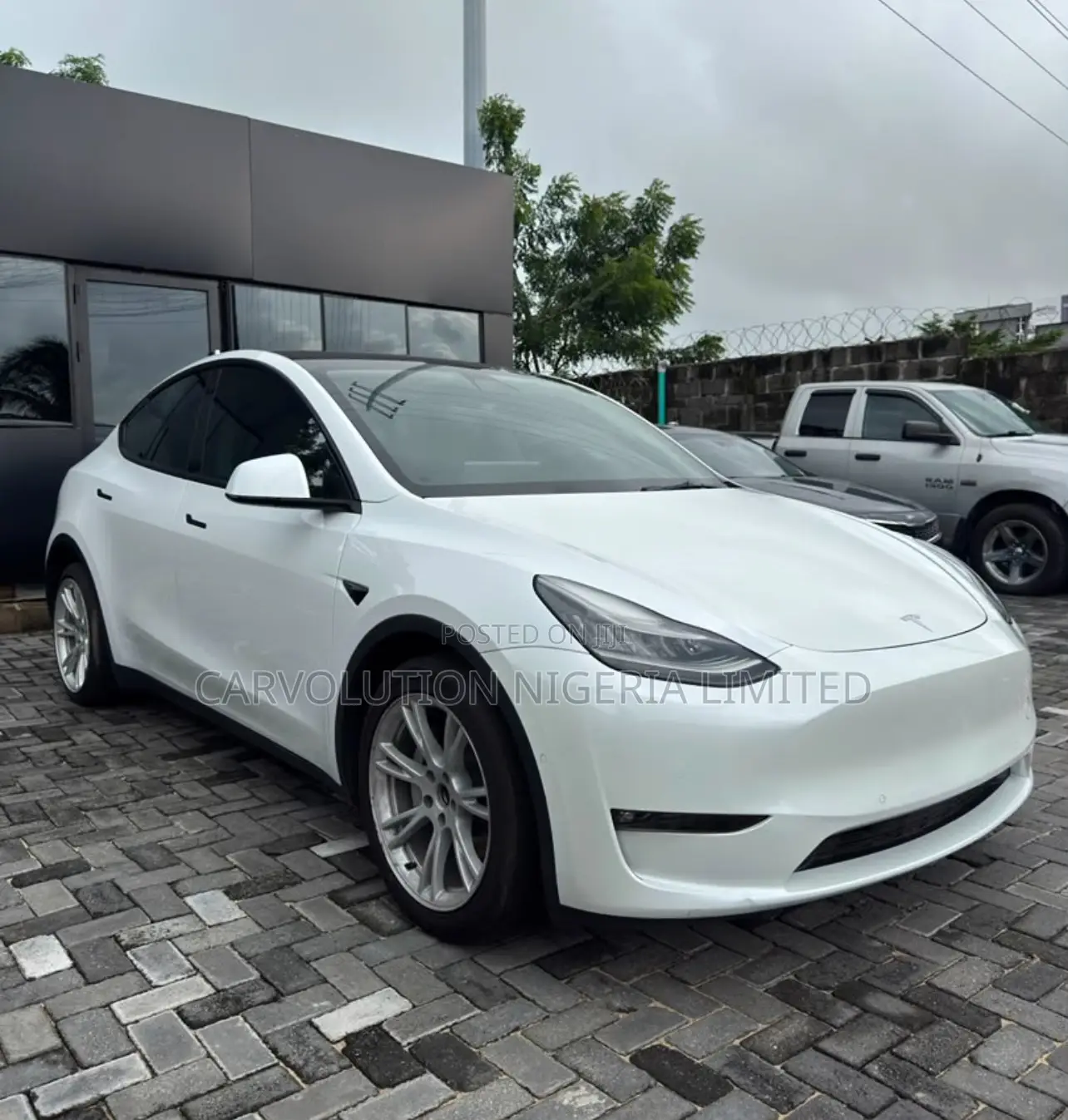 Tesla Model Y 75D kWh Performance 2021 White