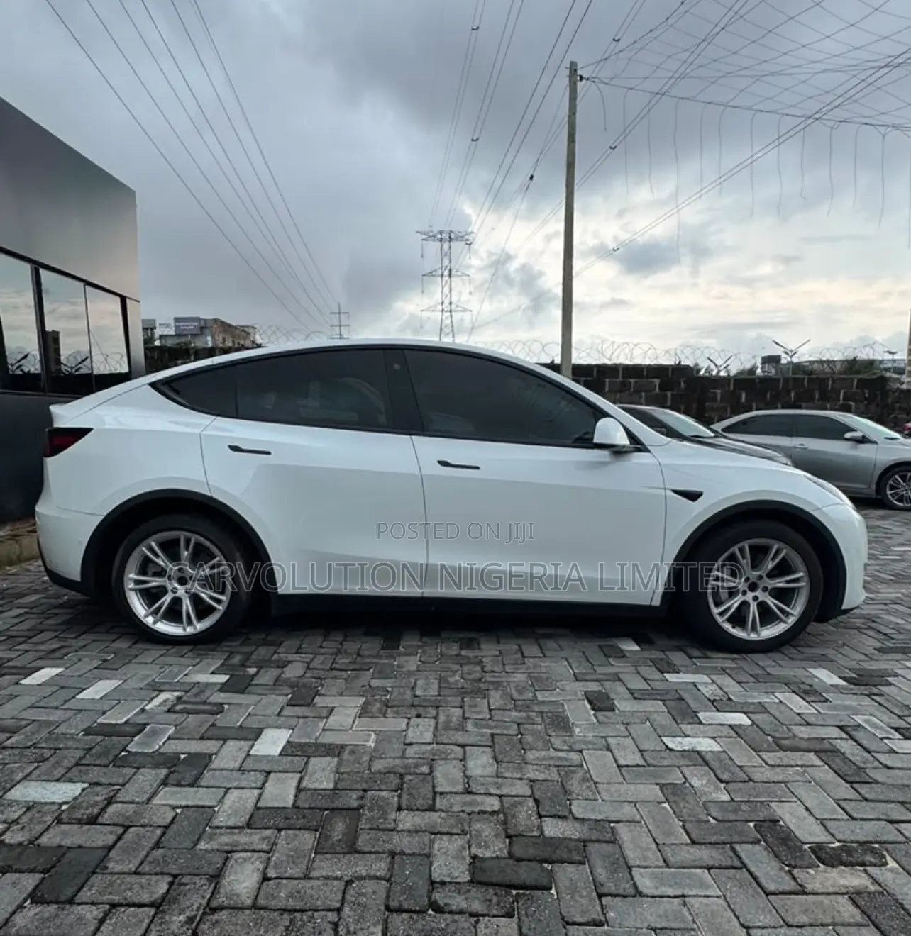 Tesla Model Y 75D kWh Performance 2021 White