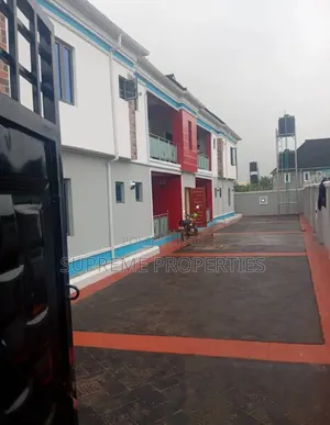 3bdrm Block of Flats in Akobo Oju Irin, Ibadan for sale