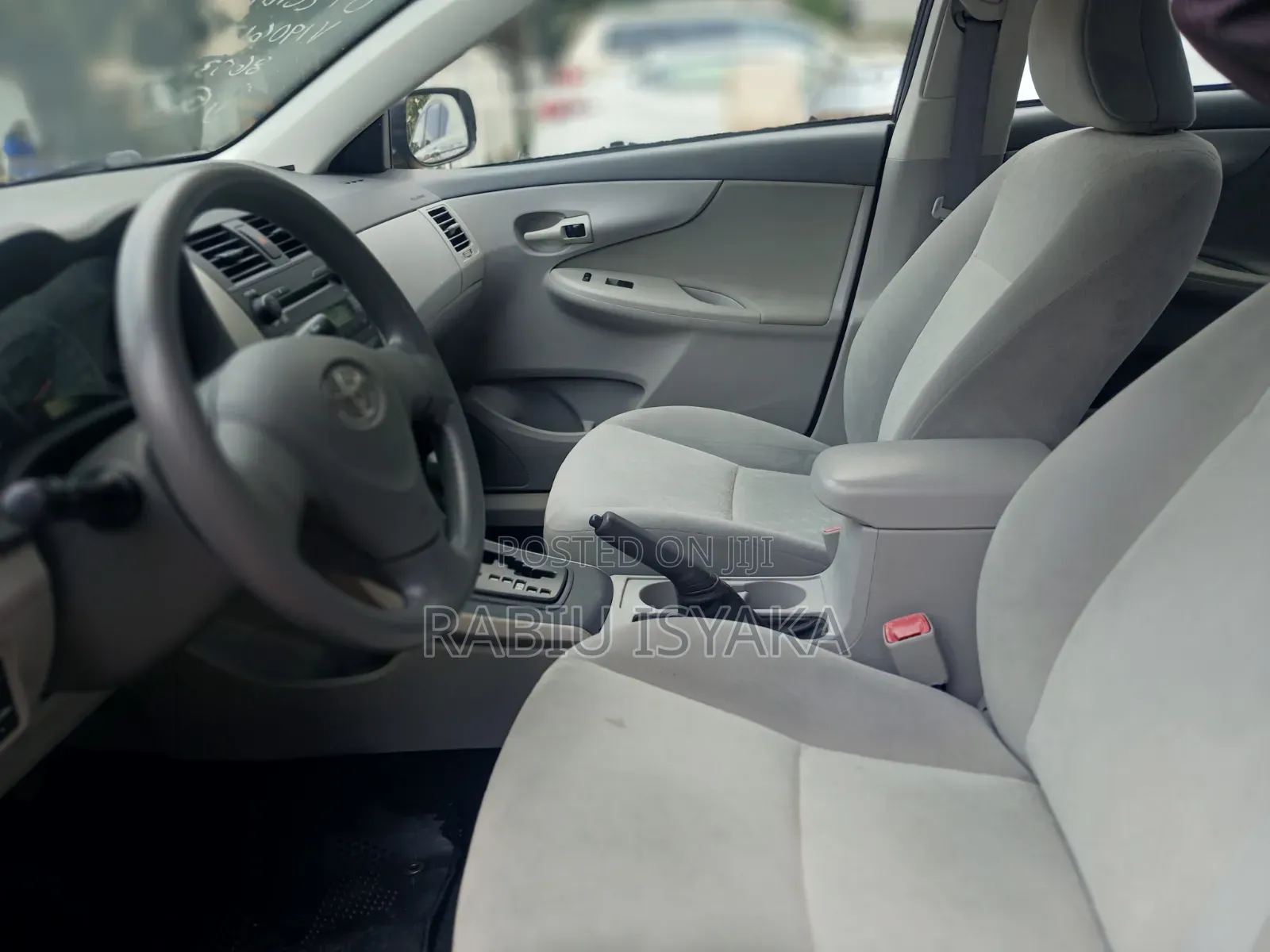 Toyota Corolla 2010 Gray