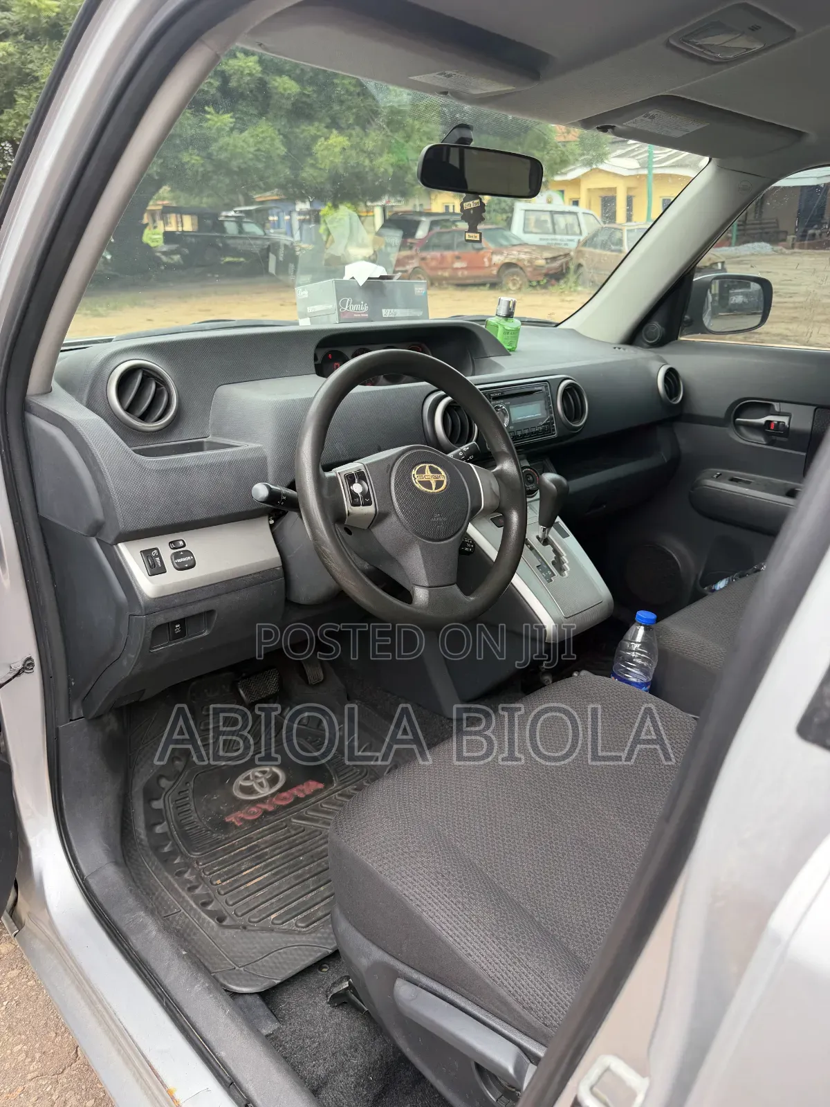Scion xB Base 2009 Silver