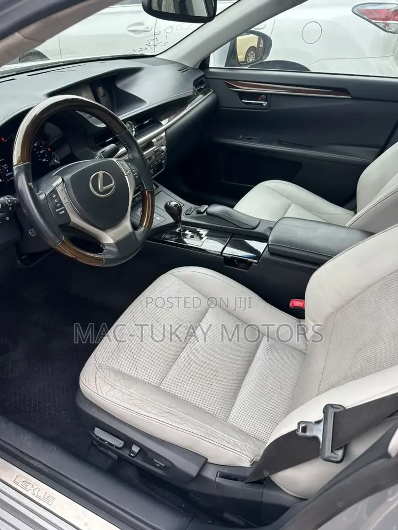 Lexus ES 2013 Silver