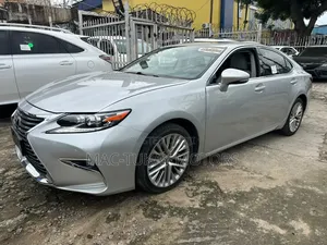 Lexus ES 2013 Silver