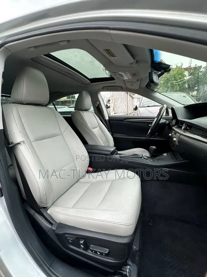 Lexus ES 2013 Silver