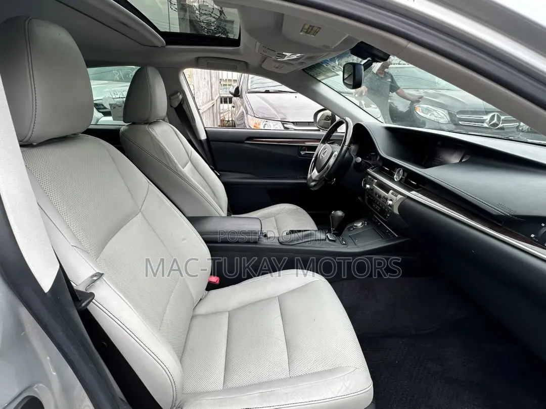 Lexus ES 2013 Silver