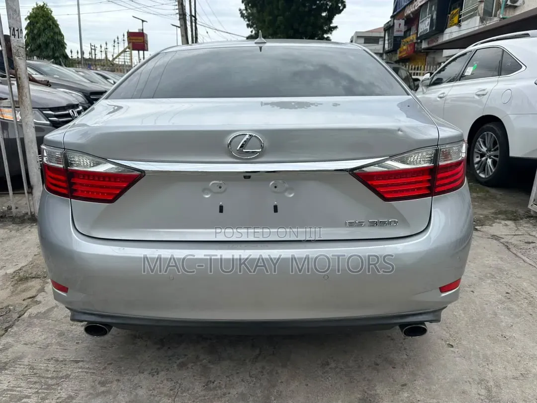 Lexus ES 2013 Silver