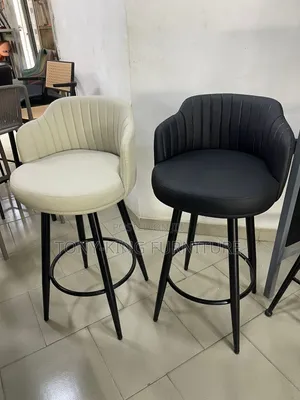 Faux Leather Bar Stools Bar/ Kitchen Stool/Chair With Long Legs .
