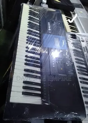 Supper Clean Direct UK Used Original Yamaha PSR E 333 Keyboard