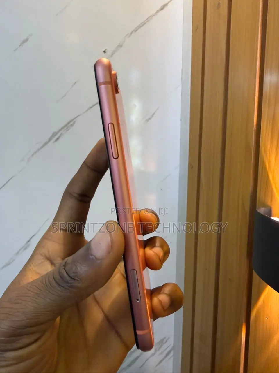 Apple iPhone XR 64 GB