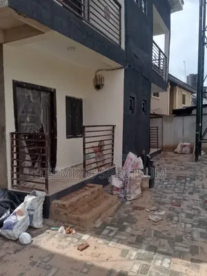 2bdrm Condo in Benin City for rent