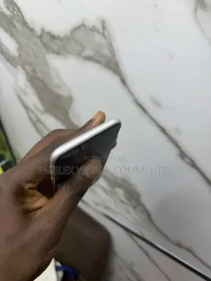 Apple iPhone 11 128 GB White