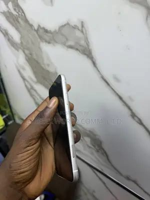 Apple iPhone 11 128 GB White