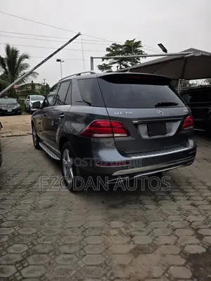 Mercedes-Benz GLE-Class 2017 Gray