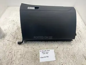 ML GLE GLS Glovebox (Pigeon Hole Save) Benz
