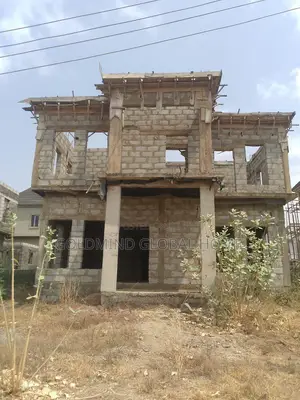 4bdrm Duplex in Lugbe District. for sale