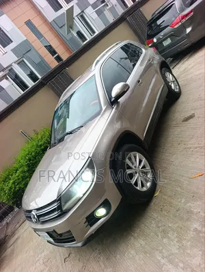 Volkswagen Tiguan 2014 Gold