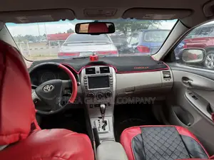 Toyota Corolla LE 4dr Sedan (1.8L 4cyl 4A) 2013 Red