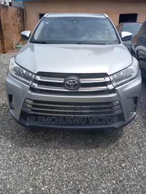 Toyota Highlander 2017 Silver