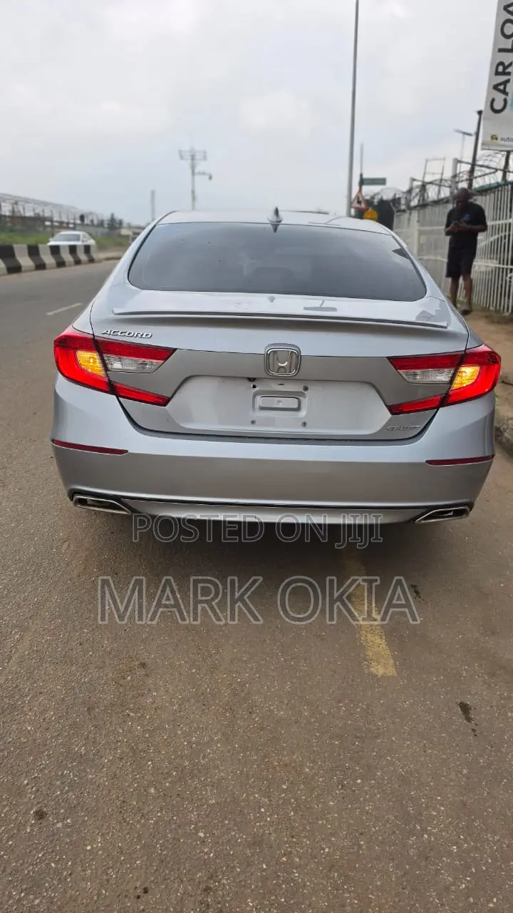 Honda Accord 2019 Silver