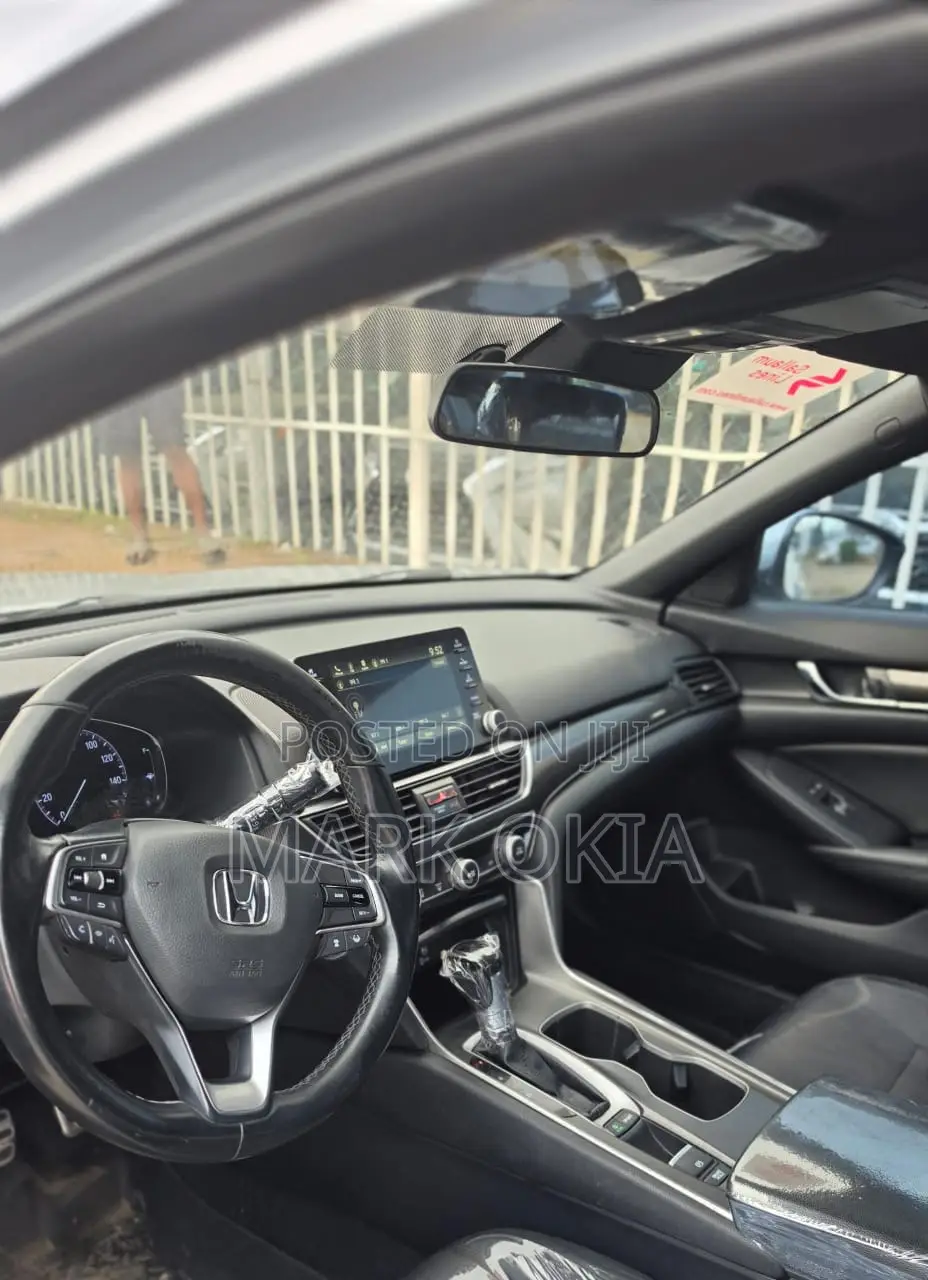 Honda Accord 2019 Silver