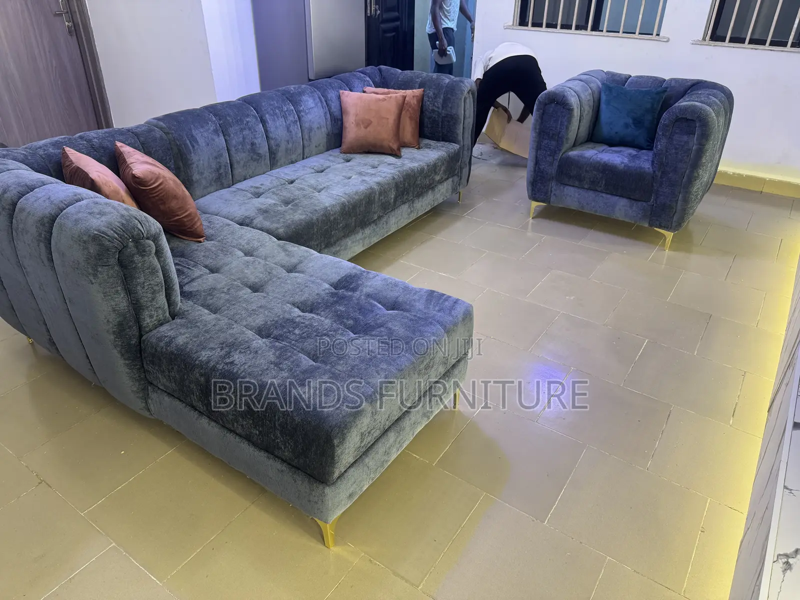 Quality Gray Sofa Lshap With Single Seater