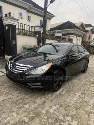 Hyundai Sonata 2012 Black
