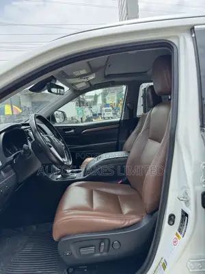 Toyota Highlander Limited 4x4 V6 (3.5L 6cyl 8A) 2018 White