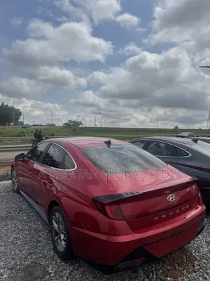 Hyundai Sonata 2021 Red