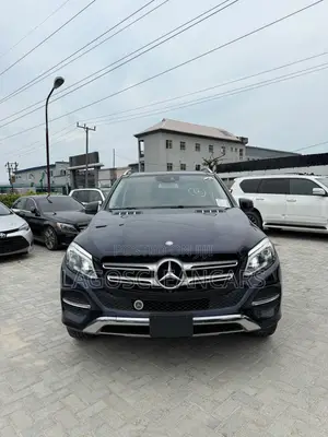Mercedes-Benz GLE-Class GLE 350 2017 Blue