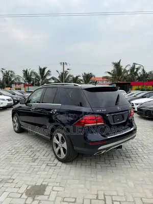 Mercedes-Benz GLE-Class GLE 350 2017 Blue