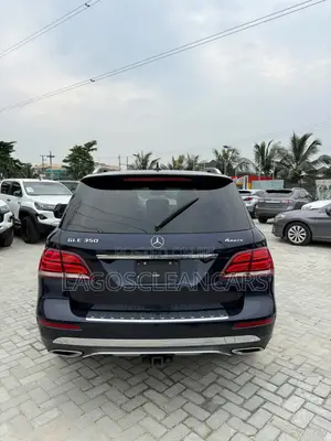 Mercedes-Benz GLE-Class GLE 350 2017 Blue