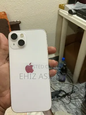 Apple iPhone 13 128 GB White