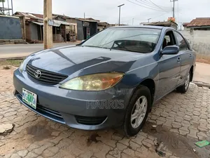 Toyota Camry 2004 Blue