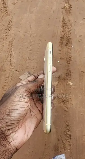Apple iPhone XR 128 GB Yellow