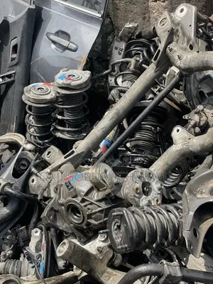 All Mercedes Benz Hub and Shock Absorbers, GLK, Ml 350, Gle, Etc