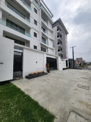 3bdrm Apartment in Ikate-Elegushi for sale