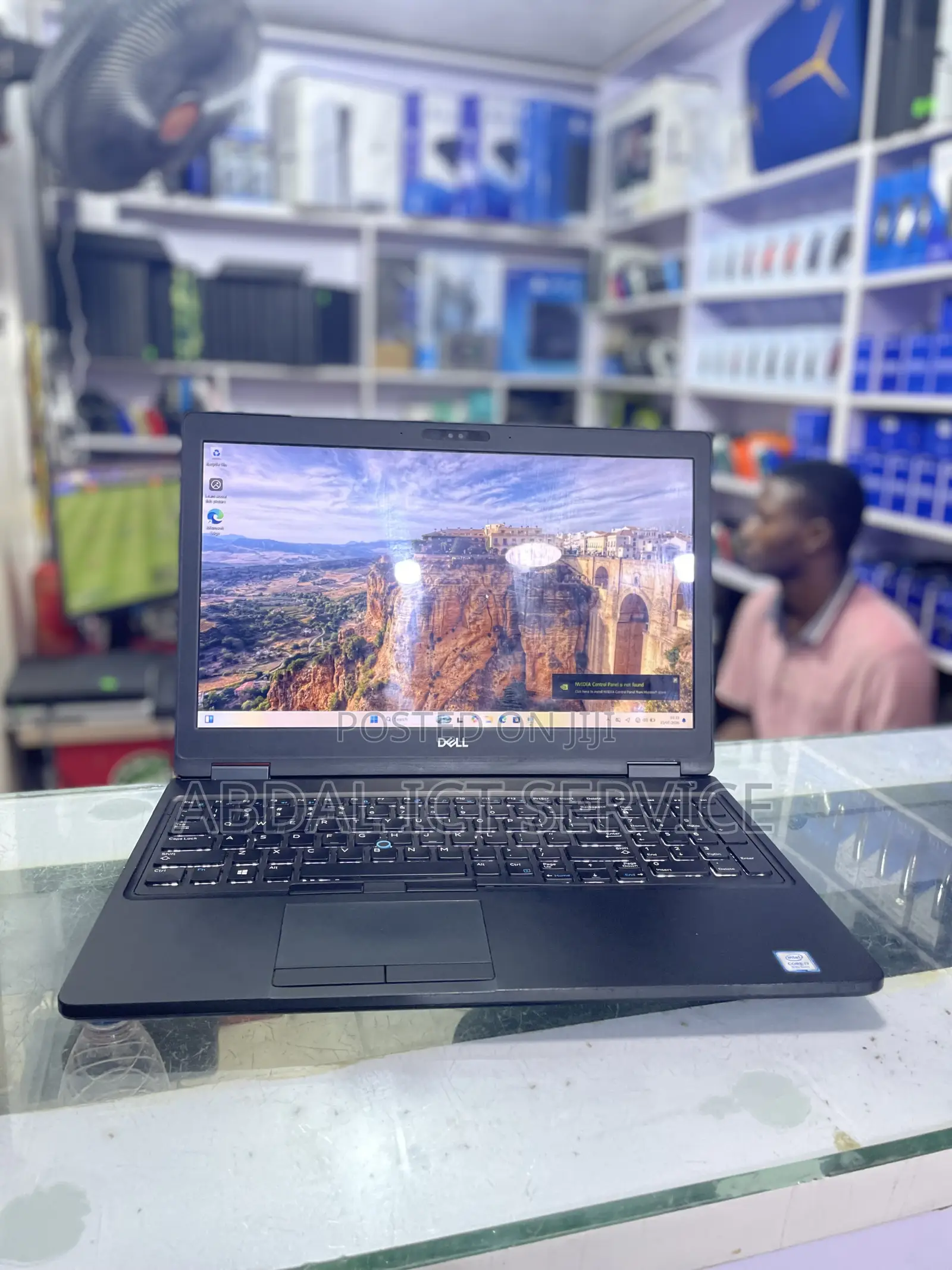 Laptop Dell Latitude 5590 8GB Intel Core i7 SSD 256GB