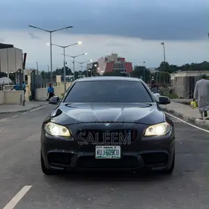 BMW 528i 2012 Black