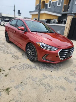 Hyundai Elantra 2016 Red