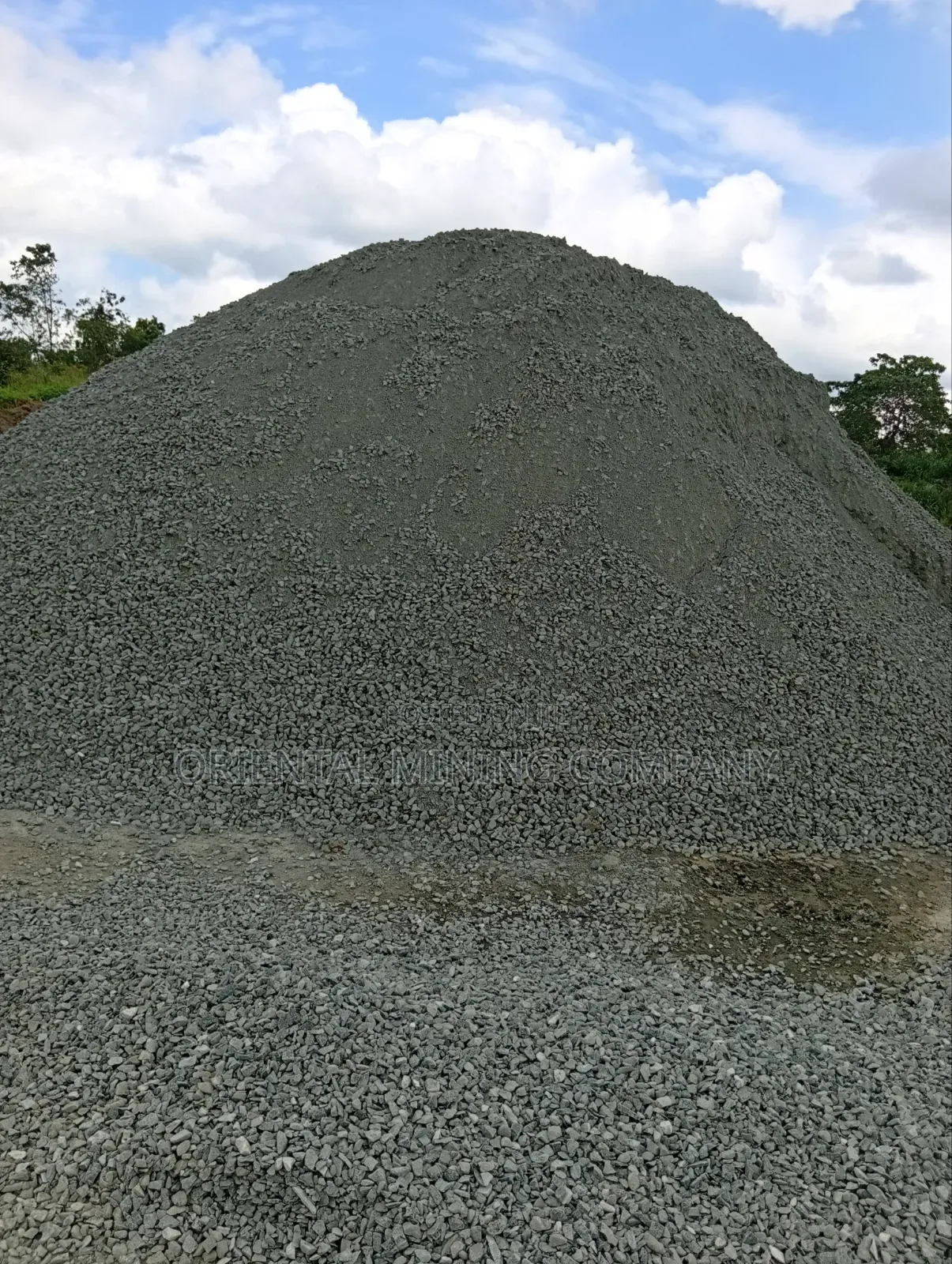 Premium Black Iron Granite Chippings (All Sizes Available - 3/4,
