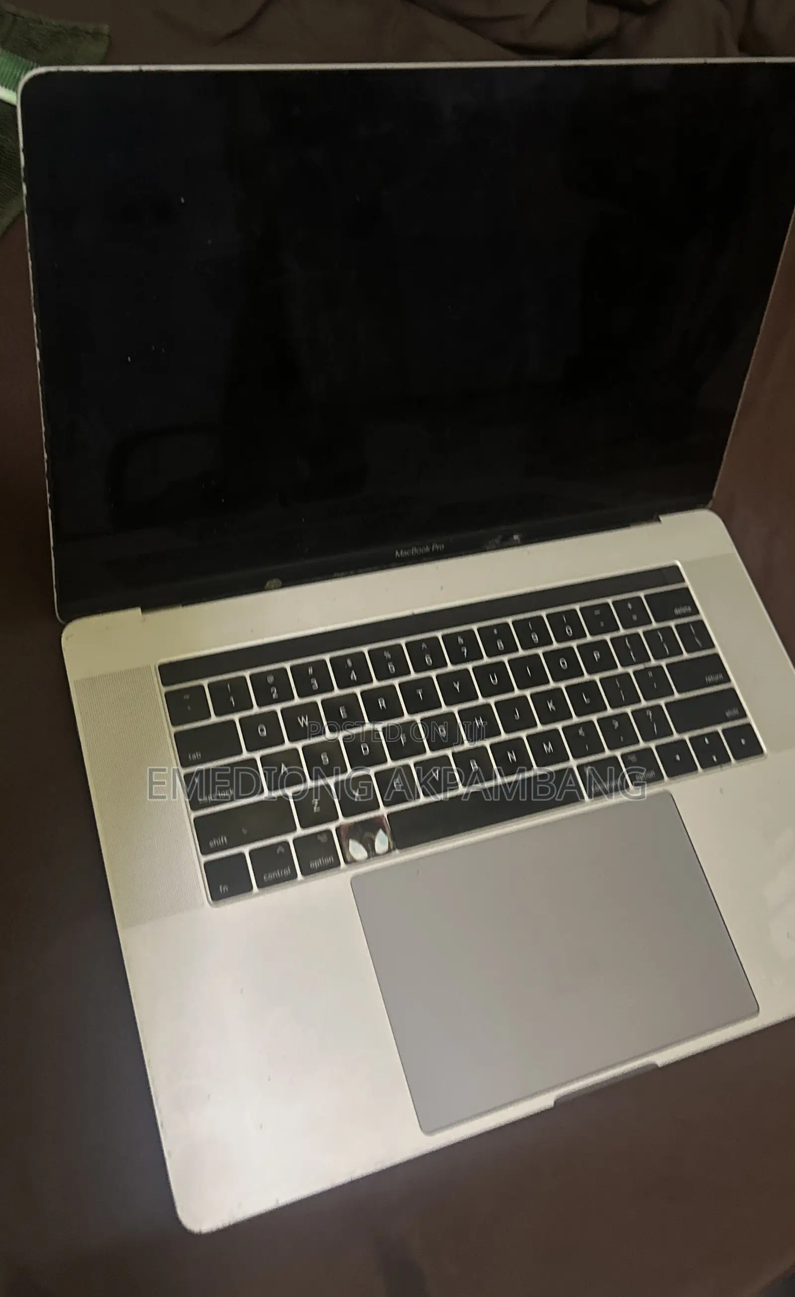 Laptop Apple MacBook Pro 2017 16GB Intel Core i7 SSD 1T