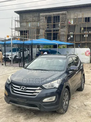 Hyundai Santa Fe Limited 4dr SUV (3.3L 6cyl 6A) 2014 Gray