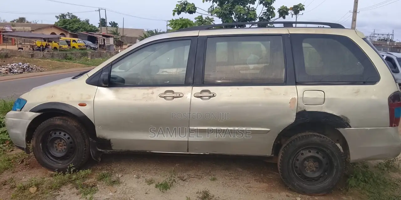 Mazda MPV 2005 Green
