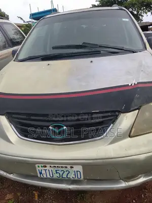 Mazda MPV 2005 Green