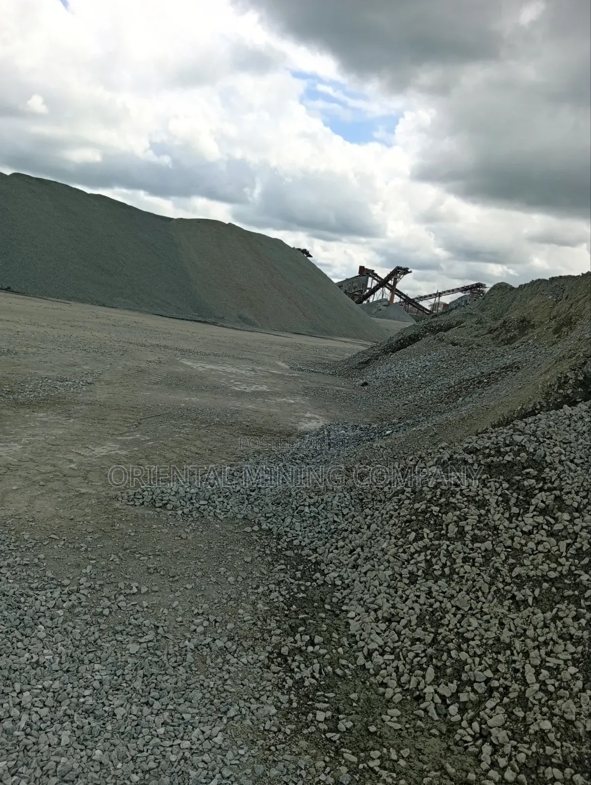 High-Quality Granite Iron Chippings – All Sizes Available! 
