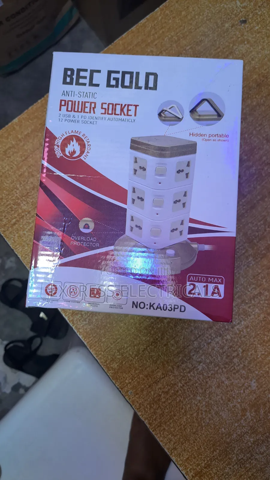 BEC GOLD 12-Way Tower Extension Socket With USB + 2M Wire