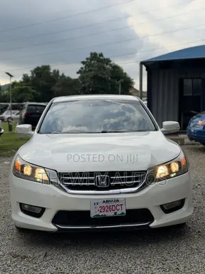 Honda Accord EX-L V-6 4dr Sedan FWD (3.5L 6cyl 6A) 2013 White