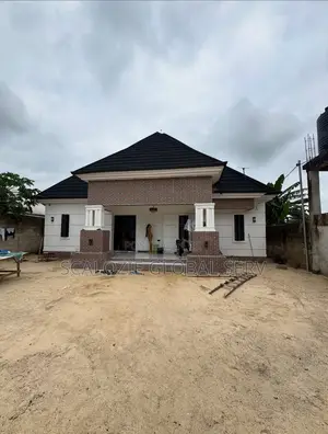 Furnished 4bdrm Bungalow in Mbodo Aluu, Port for sale