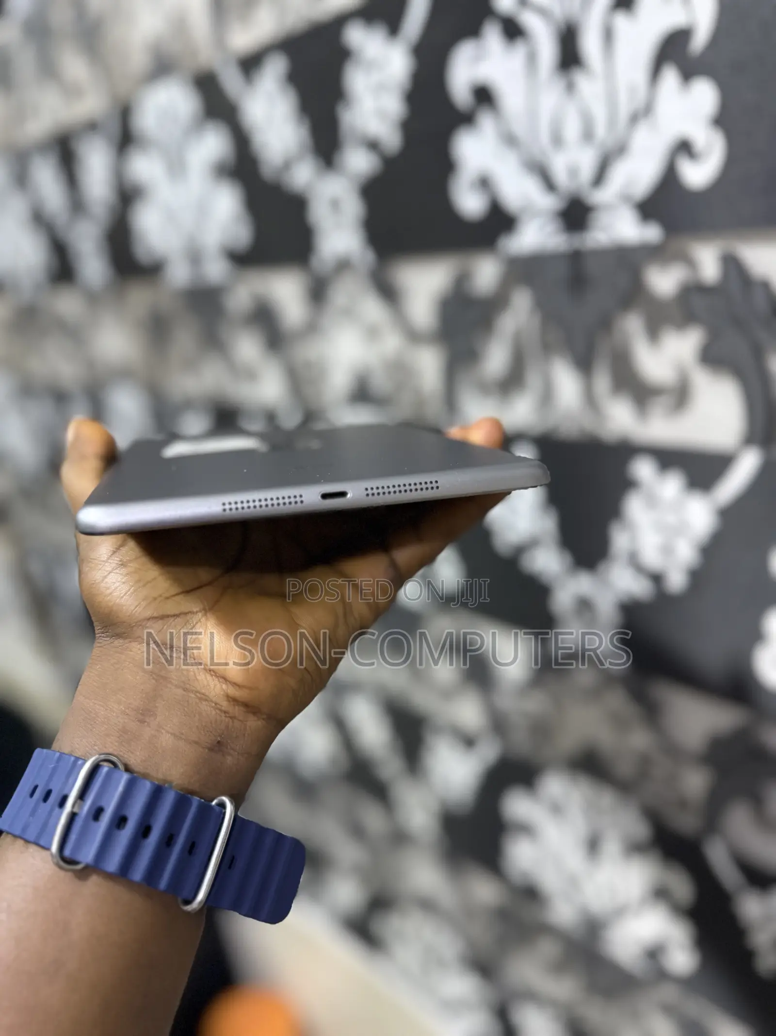 Apple iPad mini 2 16 GB Gray