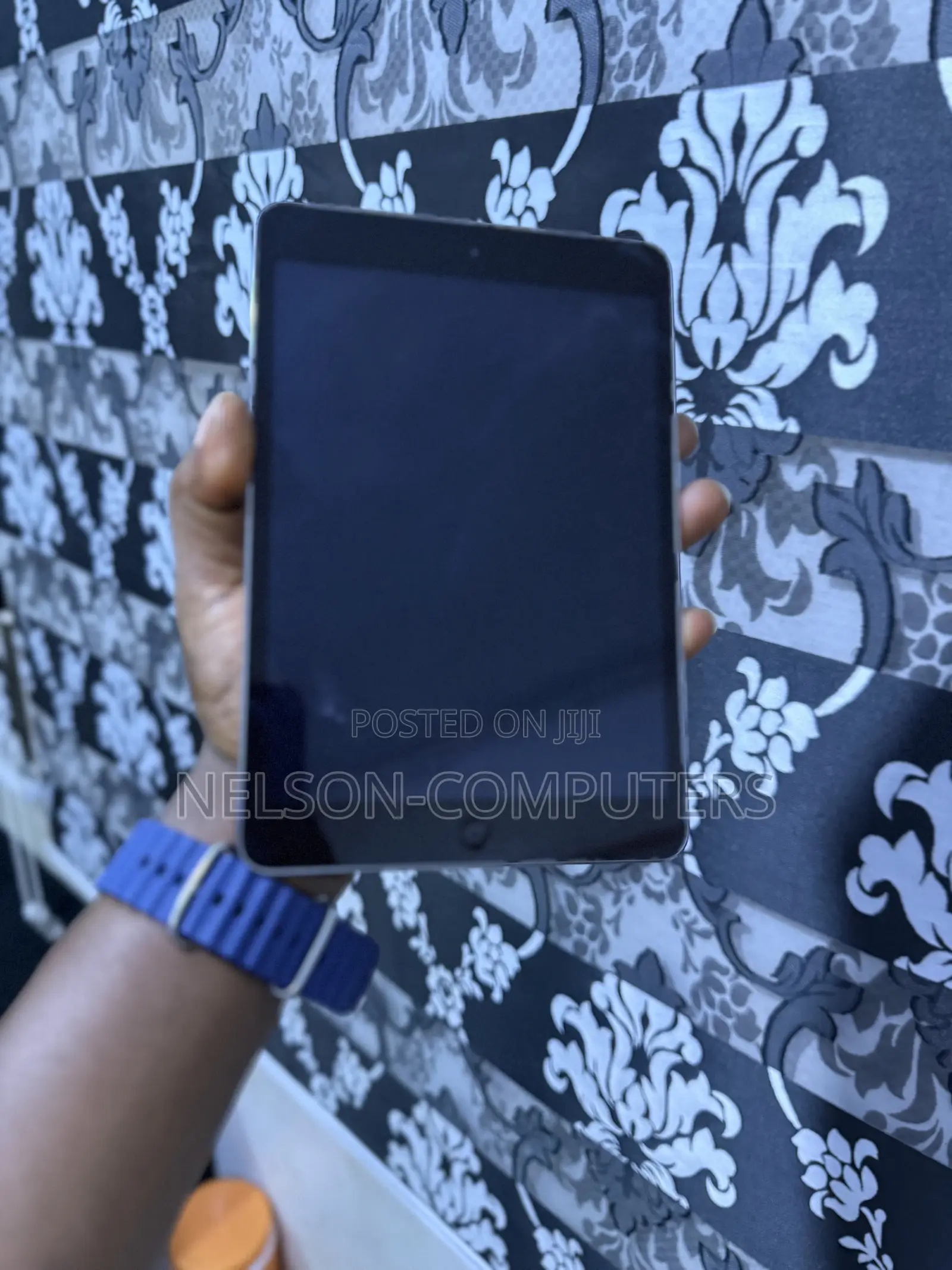 Apple iPad mini 2 16 GB Gray